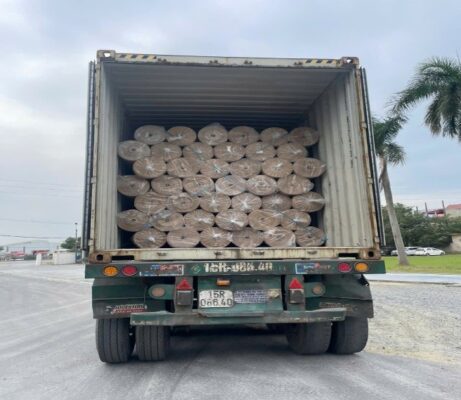 Stuffing Shade cloth roll